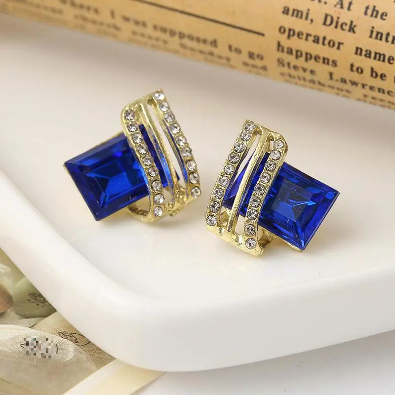 New Style Diamond Wing Earrings (Without Gift Box ) - Image 6