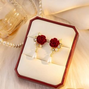 Alternative view of Rose Flower Retro Bridal Earrings