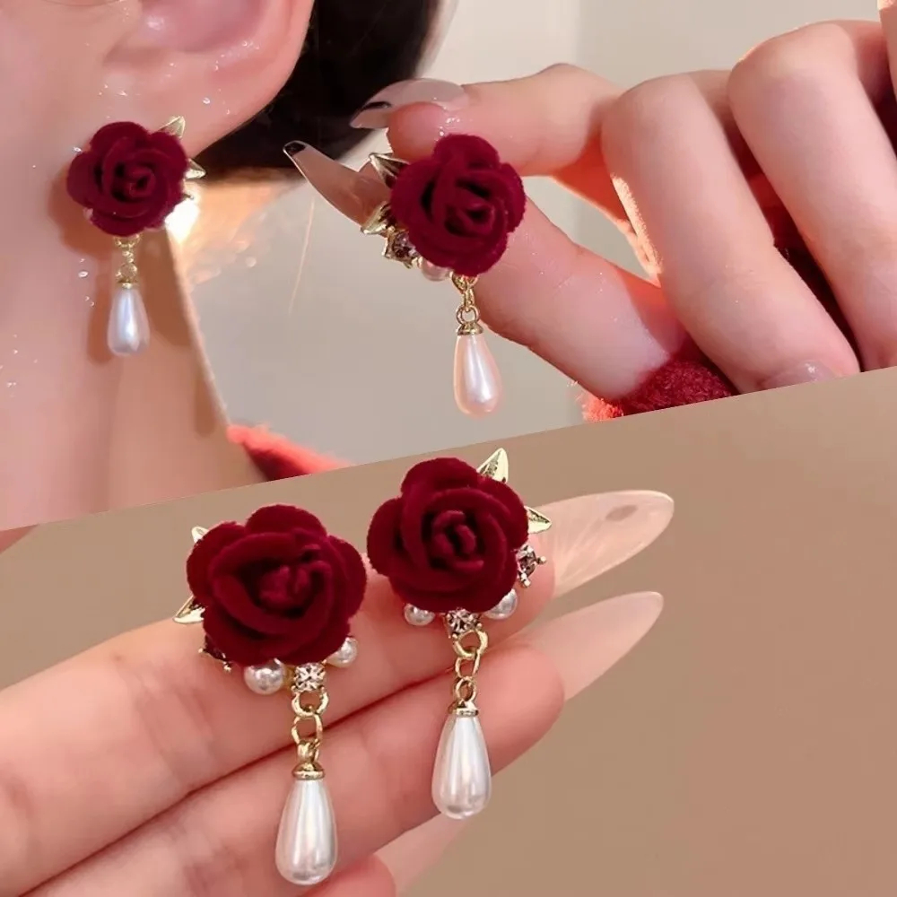 Rose Flower Retro Bridal Earrings - Image 4