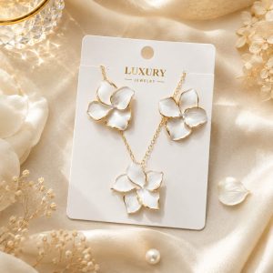 Elegant White Floral Necklace & Earrings Set